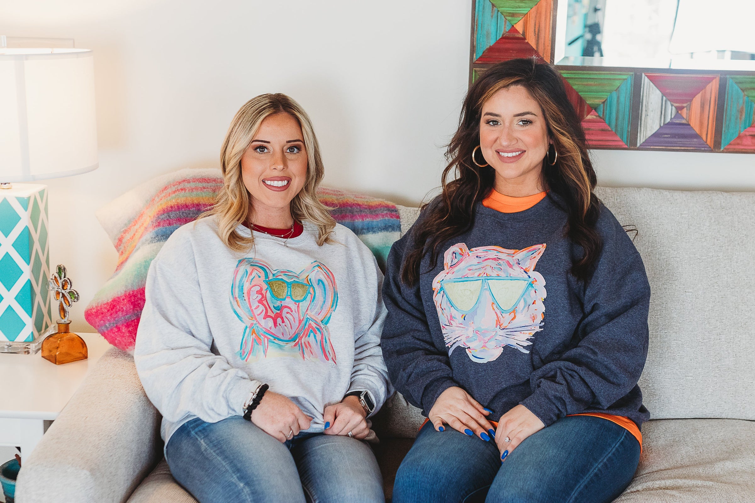 Women’s Shirts & Sweatshirts